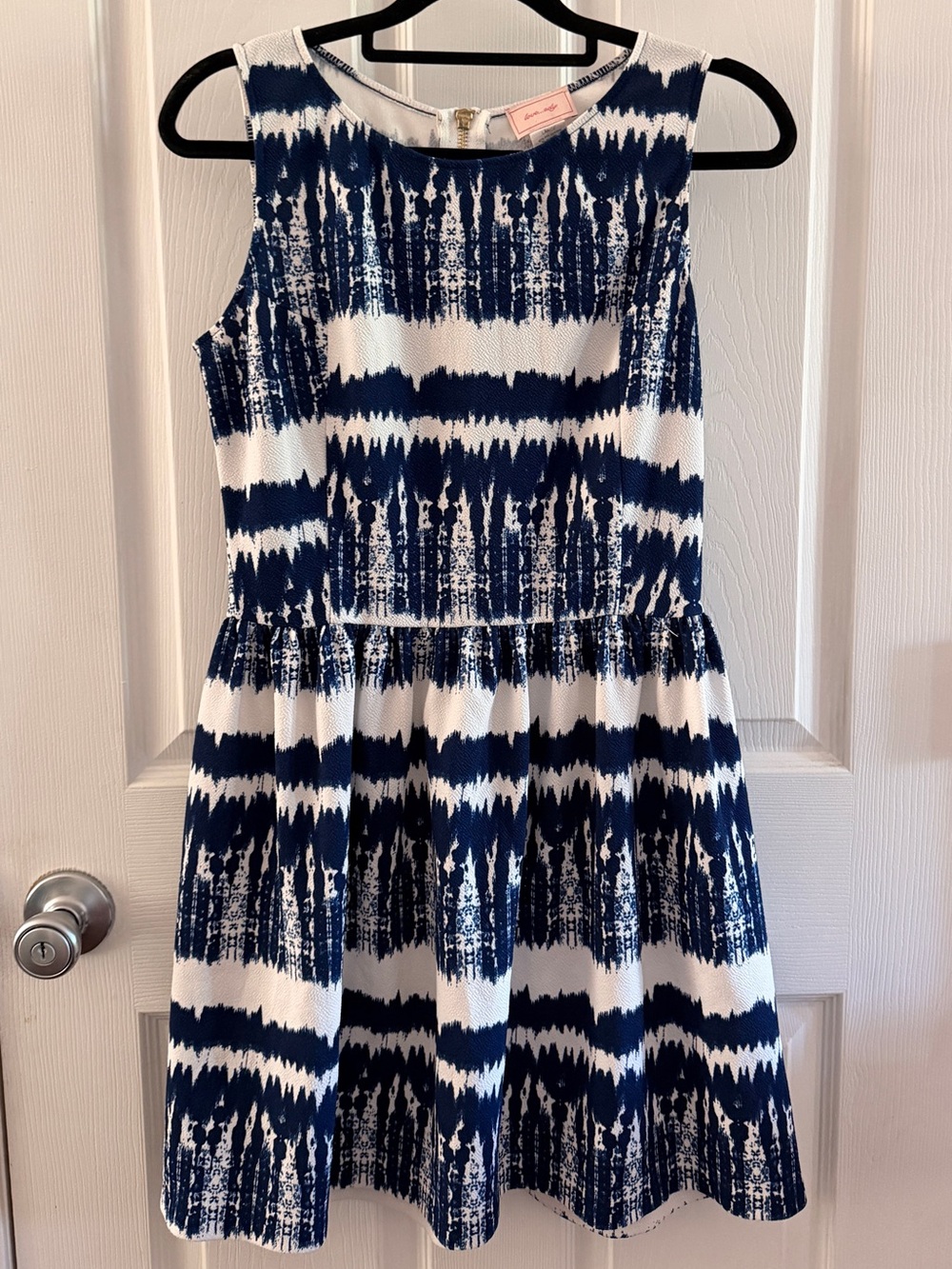 Love…ady Sleeveless Blue White Printed Dress L